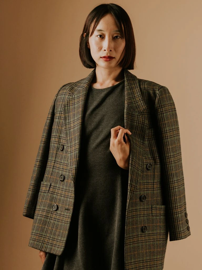 Aya Saitō, regional editor for Kantō crafts